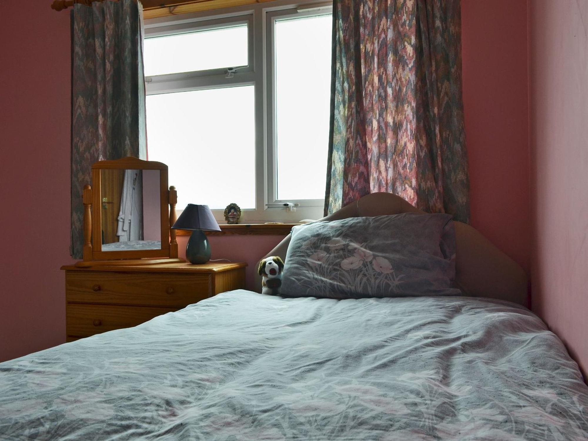 Bute Cottage Daliburgh  外观 照片